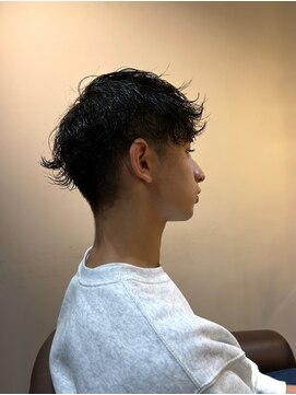 ビハインドザカーテン(BEHIND THE CURTAIN) 【セットが簡単】メンズ癖毛風パーマ