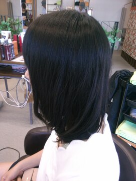 マノアマノデュオ(mano.a.mano Duo) 毛先ふんわりパーマ