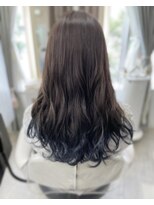 クレス 武蔵浦和店&nbsp;ネイビー裾カラーでクール&キュート♪