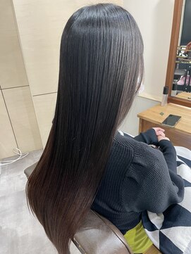 クオーレ(CUORE) 髪質が柔らかく自然にまとまる縮毛矯正髪質改善