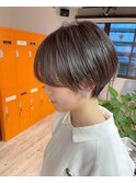 大人可愛い20代30代40代黒髪前下がりショートマッシュショート