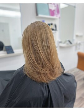 スカイ イケダ(Sky ikeda) ブリーチオンシナモンベージュ☆