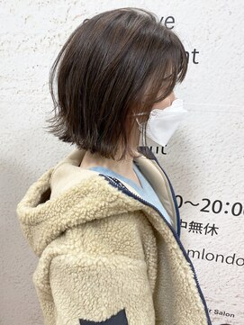 モリオ フロム ロンドン サッポロファクトリー店(morio FROM LONDON) 【morio】札幌ボブ　ぱつっと外ハネゆるふわボブ