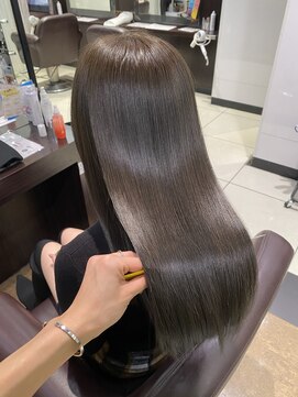 ゼスト フィーノ(ZEST fino) 【ZEST立川 橋本姫奈】髪質改善×トープグレージュ