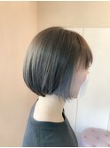ミニボブにインナーカラー
