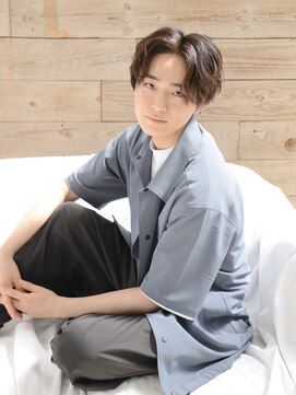 ロアー 葛西店(RAWR hair) 【RAWR】メンズ_韓国風パーマ_センターパート