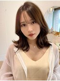グレージュカラー/韓国風前髪/くびれヘア/斜めバング/新宿