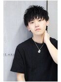 ソフトツーブロックナチュラル束感ショートマッシュ