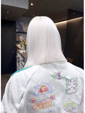 ユーザ(YUZA) ホワイトカラー