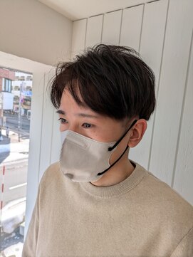 シザーズ(scissors) 大人のセンターパートスタイル