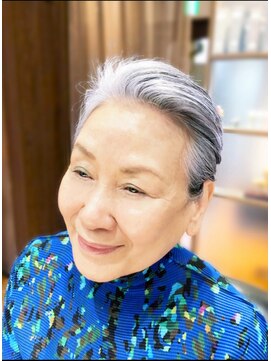 キュー ヘア(Que hair) ベリーショートのバックシェイプスタイル