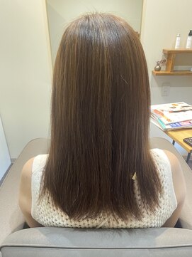 シー 浜松三方原店(She) 酸性ストレート　艶髪　30代、40代、50代