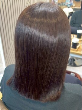 クシェル バイ リリア(kuschel by LILIA.) 【1.切りっぱなし×髪質改善】ショート・ボブ・ヘッドスパも人気