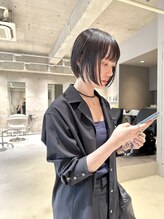 理想のイメージ＋似合わせ理論をもとに導き出す独自のカット技術で貴方らしいスタイルに。