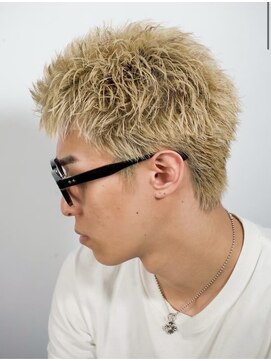 ヒロギンザバーバーショップ 神楽坂店(HIRO GINZA BARBER SHOP) ハイトーンスパイキーショート