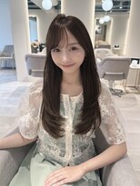 マインバイアフロートギンザ(MYNE by AFLOAT GINZA) レイヤーカット/ハッシュカット/後れ毛/サイドバング