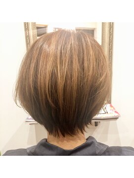 ニコラ(nicola) nicola×大人かわいい♪ショートボブ