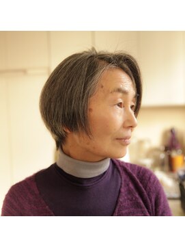 クシェルヘア(kuschel hair) 【後頭部がペタンとしてお悩みの方】グラデーションボブ