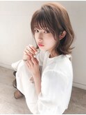 レイヤーエアリーミディ＃黒髪ショートパーマホワイトアッシュ