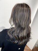 モルニ(MORNI)&nbsp;バレイヤージュ_マロンベージュ Aラインボブ かきあげ