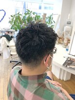 ヘッズ 本八幡店(HEADS)&nbsp;MEN'S HAIR  センターパート　ツイストスパイラル　コンマヘア