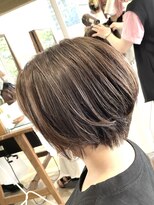 バブ バイネオリーブ(Bab by neolive)&nbsp;秋のショートボブ