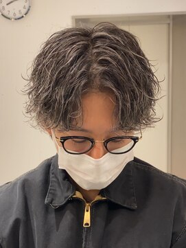 リップス 栄(LIPPS) ホワイトハイライト