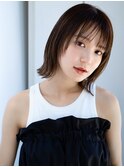ミニボブ薄めバングぱっつん前髪シンプルストレートウルフパーマ