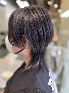 モア 下通店(MORE) ウルフカット