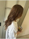 ベージュカラー