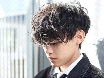 ワンズナゴヤ 名古屋栄店(ONE's NAGOYA)の写真/高技術×お手頃プライスでコスパ良し＊SNSのフォロワー多数の人気salon☆[名古屋栄駅/メンズパーマ/眉毛]