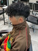 イーラ(era) スペインカールパーマ/メンズ/刈り上げ/眉毛/ツイスト