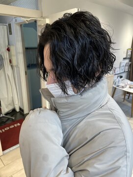 キャンバス バイ ネオリーブ 横浜西口(Canvas by neo.) 横浜★前下がりのツイストスパイラルパーマ