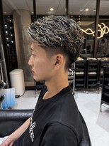 髪屋 紬&nbsp;メンズ/メンズカット/メンズパーマ/波巻きスパイラル
