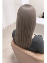 ソレイユ(Soleil)&nbsp;透明感アッシュベージュ&艶ストレート/10代20代30代金沢野々市