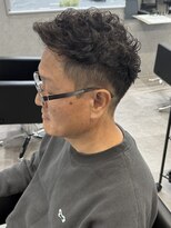 リオールバイニアウ(RE:ALL by Niau)&nbsp;メンズショートパーマアップバング無造作パーマ刈り上げ