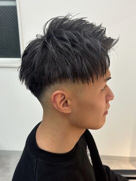 シーフフェード 千葉(Cyf FADE) 千葉駅MEN’S HAIR/サーフカール/刈り上げセンターパート