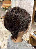 艶髪ショートウルフ