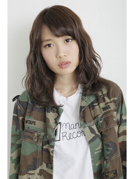 エヴァー(ever) ラフウェーブ♪アッシュブラウン♪【ever原宿/表参道】