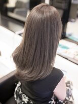 ホロン 池袋(HOLON)&nbsp;【HOLON】外国人風フォギーベージュ外ハネミディ