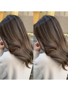 リッコ(Ricco) ハイライトバレイヤージュ