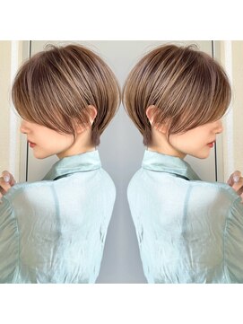 アンド ストーリーズ(&STORIES) ボブ前髪ありなし面長丸顔/20代/30代/40代/白髪ぼかし【荒牧】