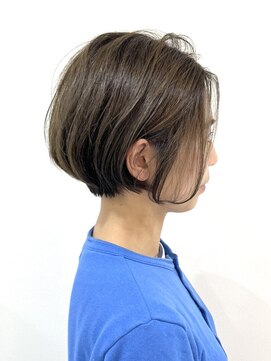 カヌヌ(KANUNU) ☆骨格調整☆前下がりグラデーション