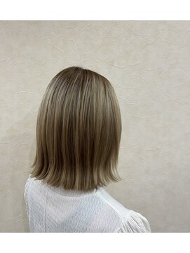 トップヘアー 池の内店(TOP HAIR) ヘイリーボブ×ハイトーン