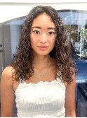 【白石】レディーススパイラルパーマカーリーヘア原宿