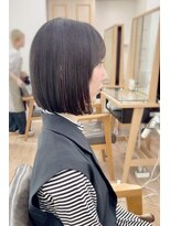 ネオリーブ クーロ(Neolive curro)&nbsp;小顔タッセルボブ×ぱつっとボブ[美髪/縮毛矯正/丸型卵型]