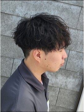 ニアウ 伊勢崎連取店(Niau) 刈り上げショートマッシュツイストスパイラルパーマ