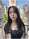 オリーブベージュ
