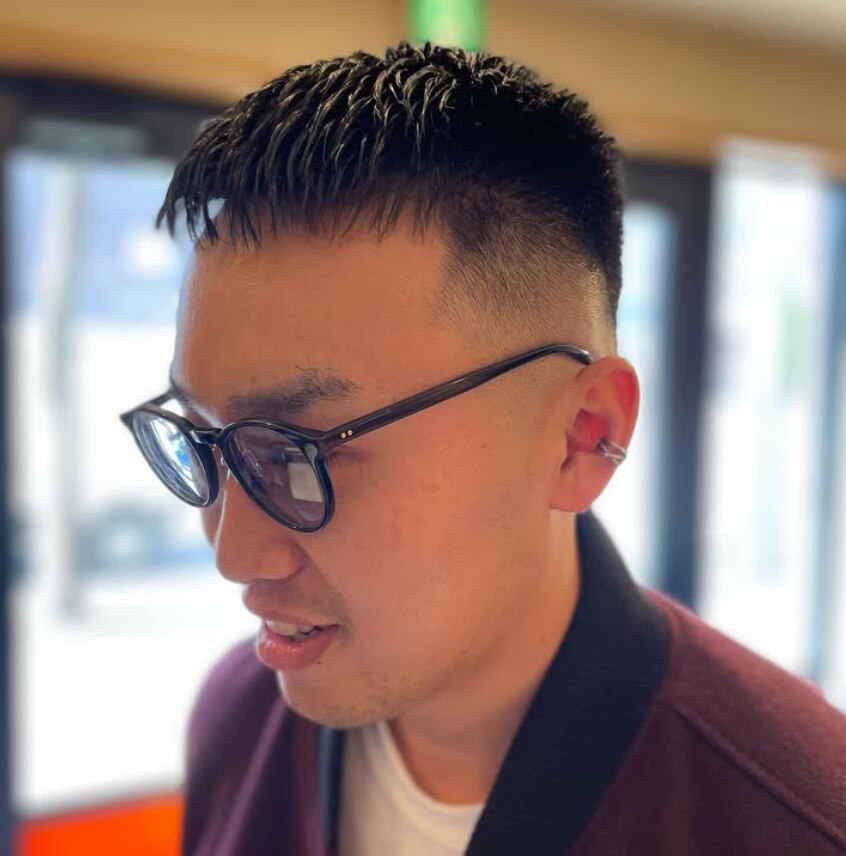 スキンフェード：L256518054｜リトルウイング (Little Wing.)のヘア