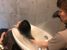 超純水でトリートメント効果を最大限に引き出し最高の艶髪を演出します